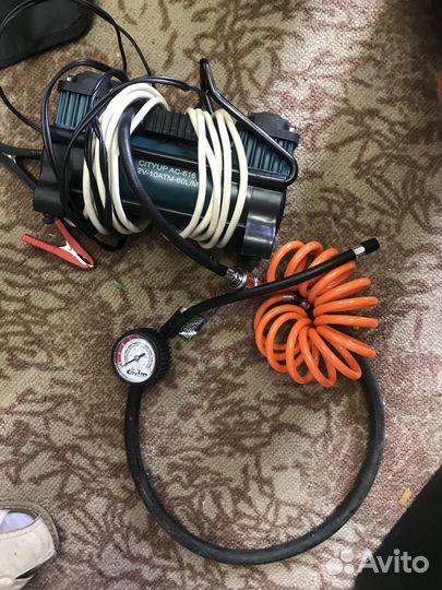 Компрессор 2-х цилиндровый (работает один)