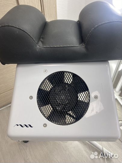 Вытяжка для педикюра с подставкой