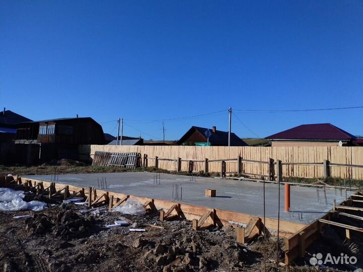 Бригада строителей