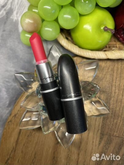 Mac mini Retro Matte Relentlessly Red Помада 1,8гр