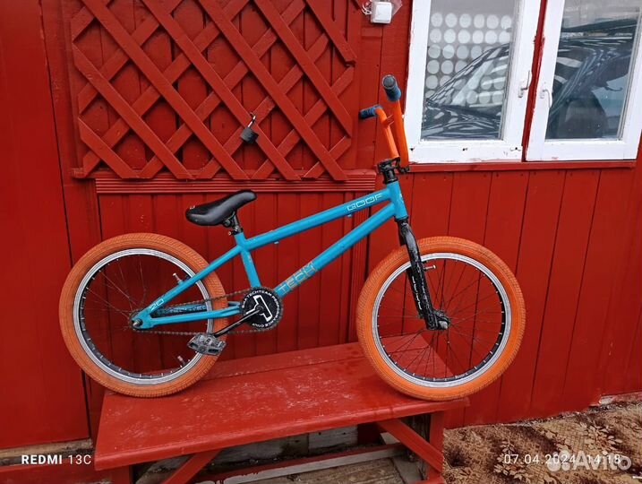 Трюковой велосипед BMX