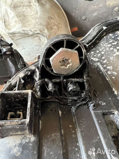 Передняя фара Mercedes C-Class W205