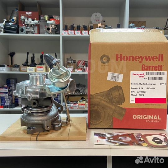 Турбина Mitsubishi L200 4D56 1515A029 (RHF4)