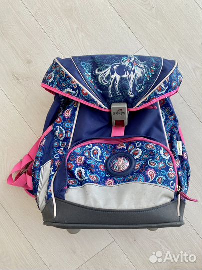 Ранец (рюкзак) школьный с ортопедической спинкой