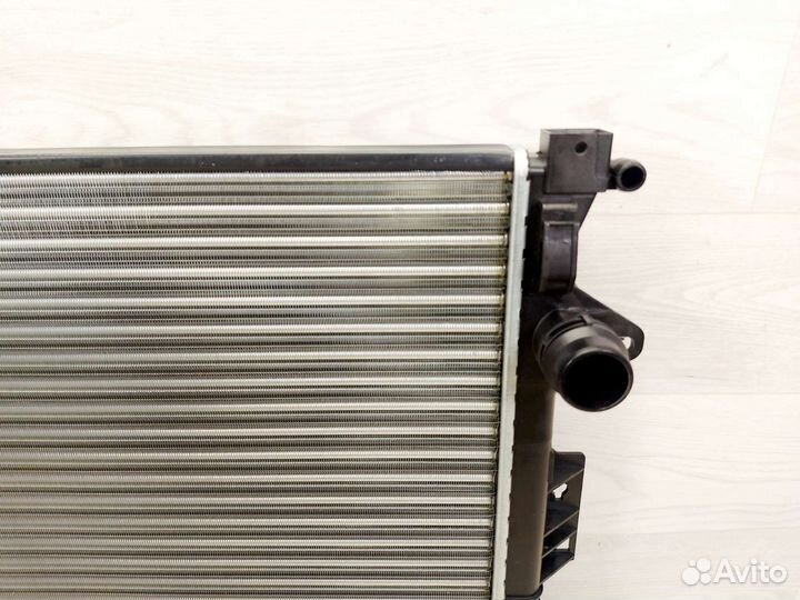 Радиатор охлаждения Ford Mondeo 4. 2006-2014
