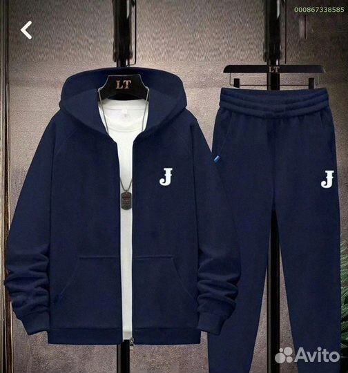 Спортивный костюм