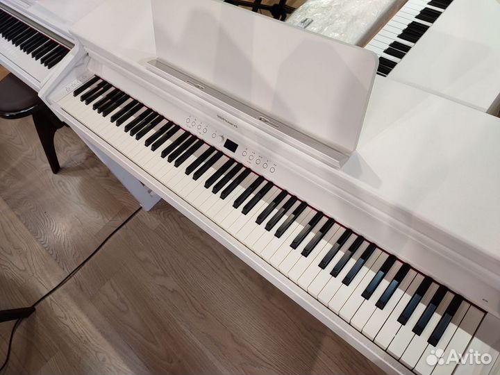 Пианино цифровое Roland RP701-WH