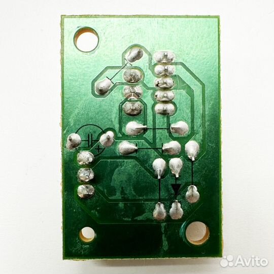 LED32D11-R-01