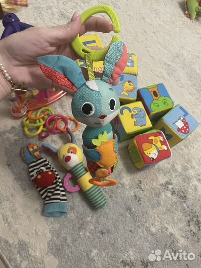 Бизиборд, Развивающие игрушки fisher price