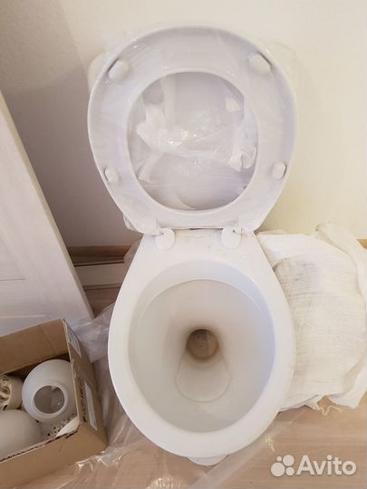 Унитаз от застройщика новый