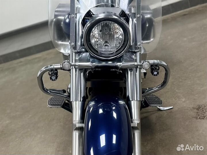 Suzuki Boulevard C109R