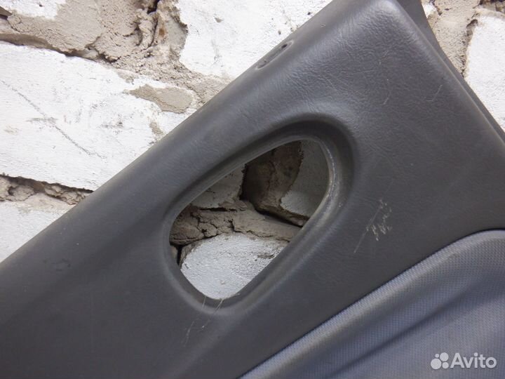 Обшивка двери задней Mitsubishi Space Star