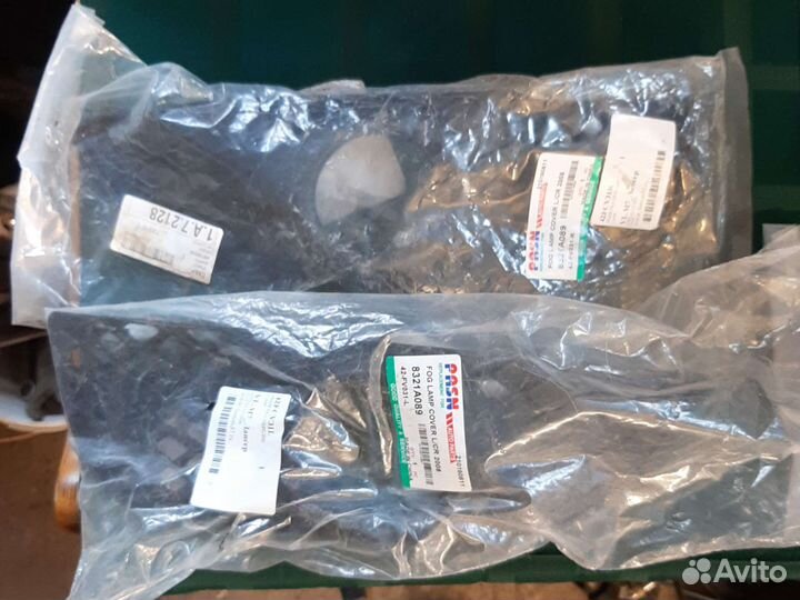 Решетка переднего бампера левая Лансер 10