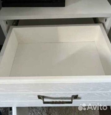 Приковатная тумбочка старая