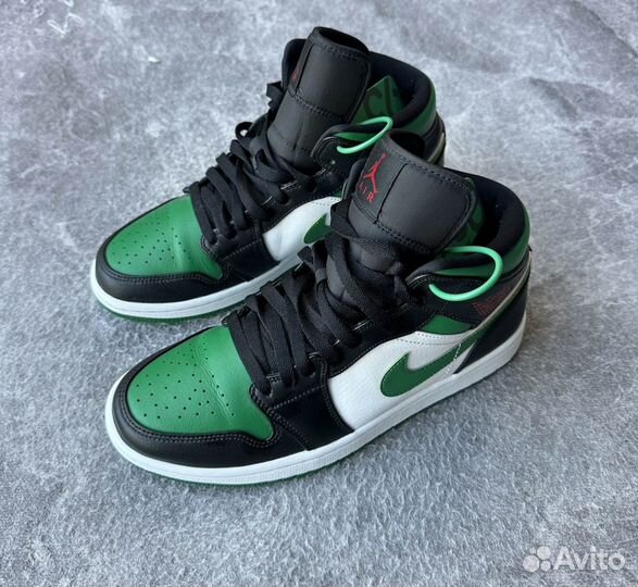 Кроссовки Nike Air Jordan 1 Mid Green Toe