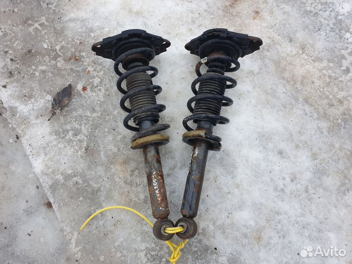 Задние стойки в сборе Nissan Almera Classic B10