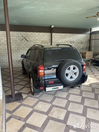 Toyota RAV4 2.0 AT, 2005, битый, 530 000 км