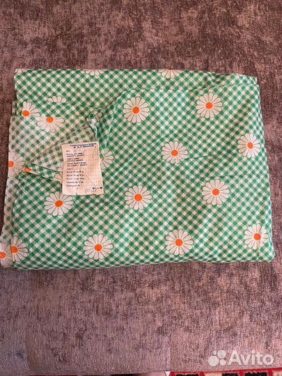 Отрезы ткани (ситец, шелк, сатин)