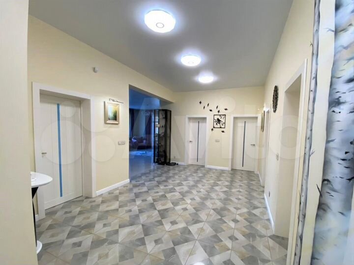 Дом 185 м² на участке 10 сот.