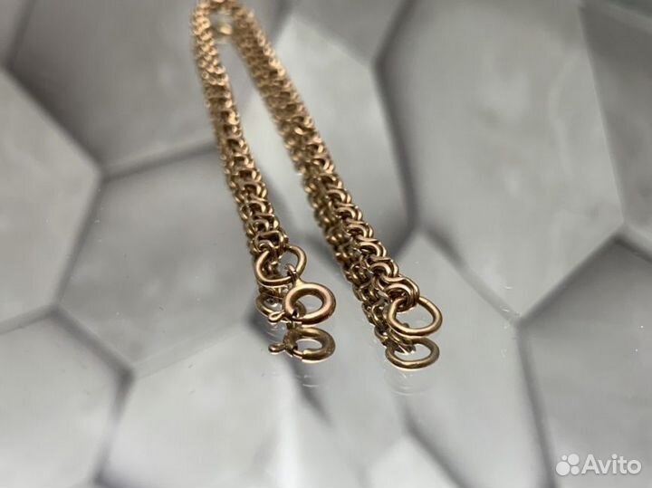 Золотой браслет 585 пробы, массой 4,5 грамма (17,5