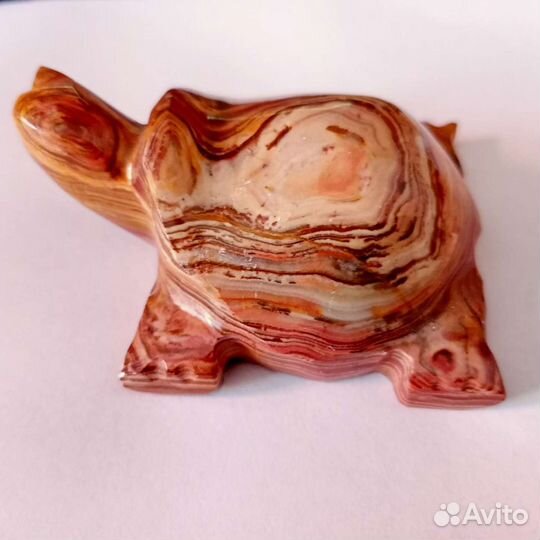 Черепаха из оникса