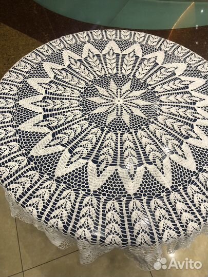 Вязаная скатерть крючком
