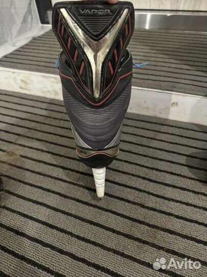 Хоккейные коньки bauer