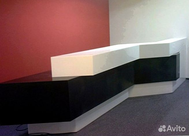 Барная стойка для офиса из искусственного камня