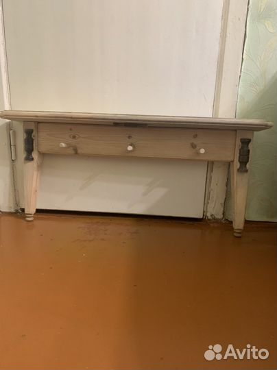 Вешалка настенная