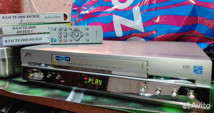 Видеомагнитофон LG 449