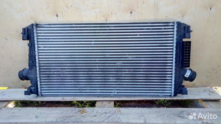 Интеркулер 1.7 2.0 dt на Опель Astra J