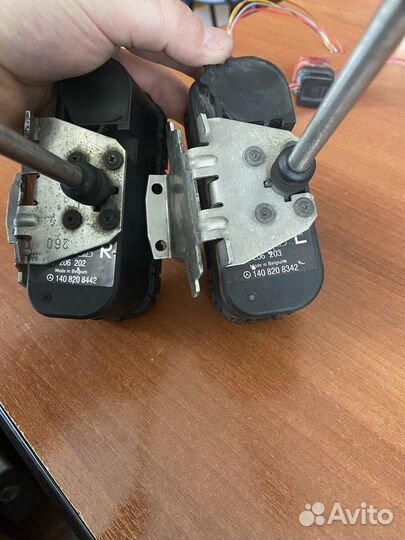 Дворники фар c140 w140