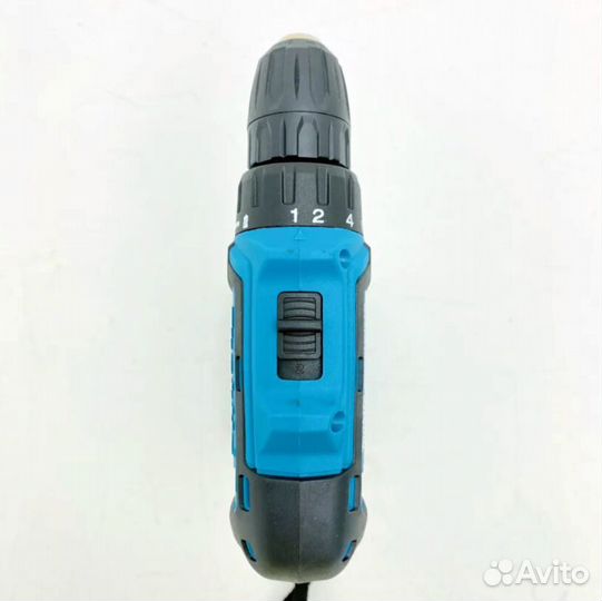 Шуруповерт Makita 18V новый