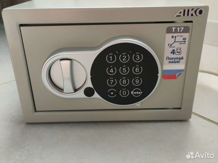 Сейф металлический