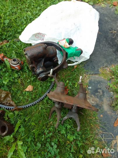 Крышка кпп Газ 20 21 Победа Волга