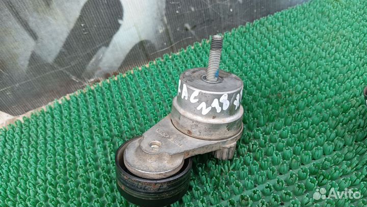 Натяжной ролик приводного ремня Opel Vectra C