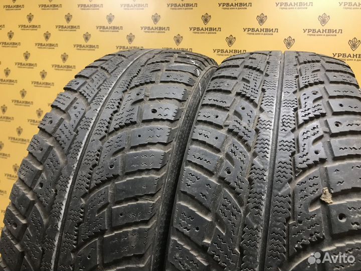 Kumho I'Zen RV Stud KC16 225/70 R16 107Q