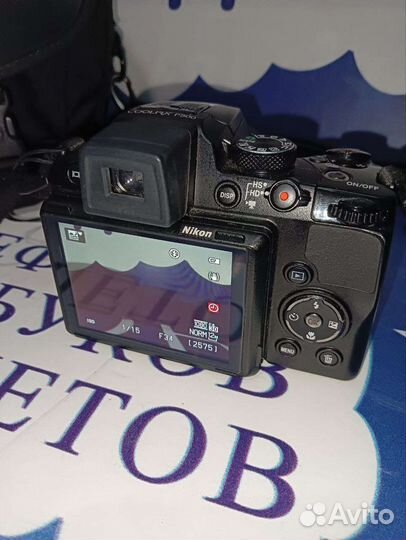 Зеркальный фотоаппарат Nikon coolpix P500