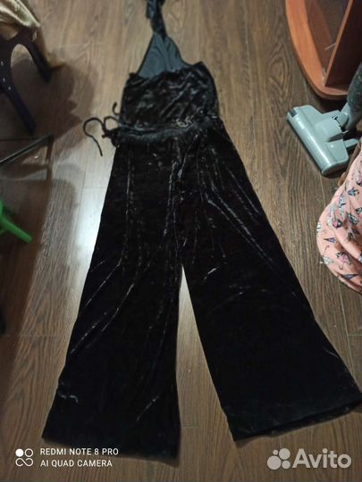 Комбинезоны женские 46-48