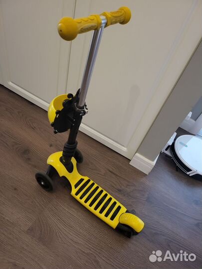 Самокат детский трехколесный с сиденьем