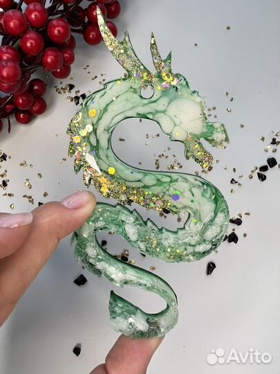 Елочные игрушки из эпоксидной смолы