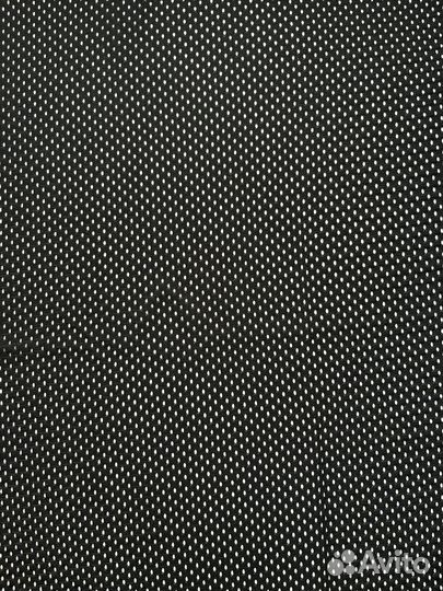 Отрезы разной ткани для рукоделия