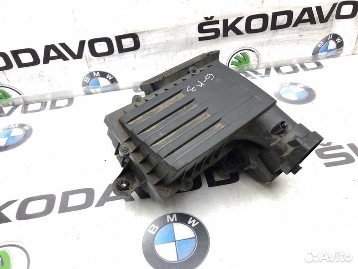 Корпус воздушного фильтра Volkswagen Passat B8 2.0