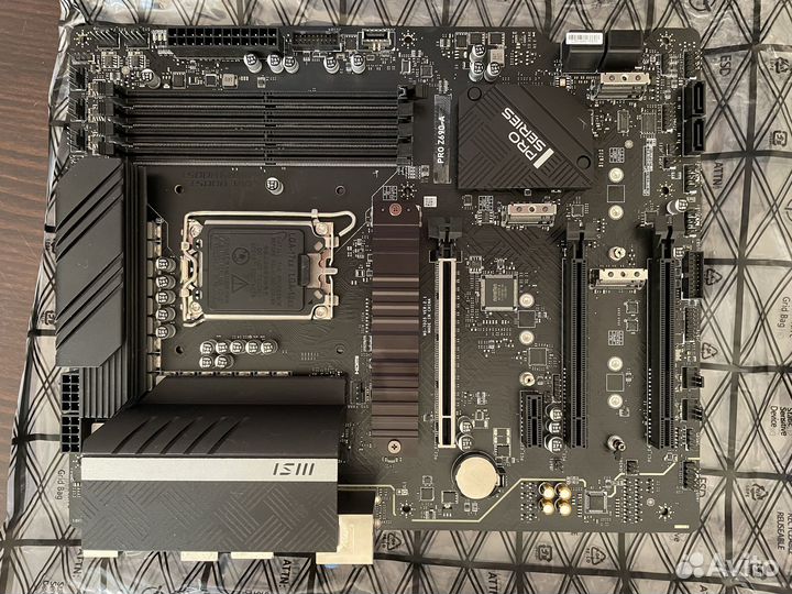 Материнская плата msi z690 pro series