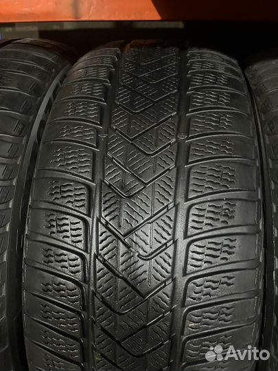 Pirelli Winter Sottozero 3 245/45 R19 102V