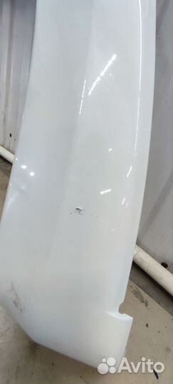 Накладка крыла задняя правая Mitsubishi L200