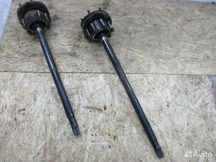 Правая полуось заднего моста Ниссан Патрол Y 61