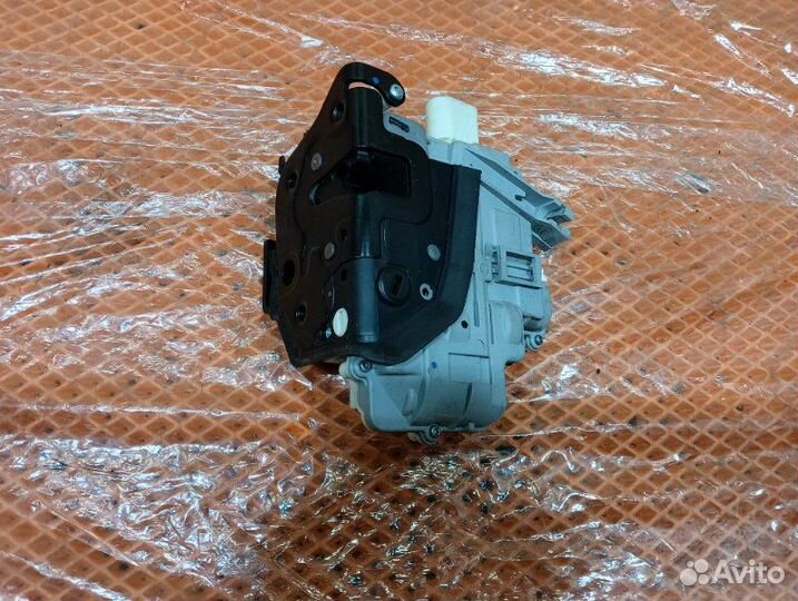 Замок Audi A6 C6 4F AUK 2006