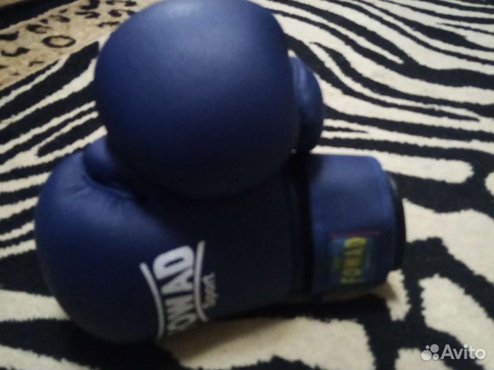 Перчатки боксёрские (6 унций)