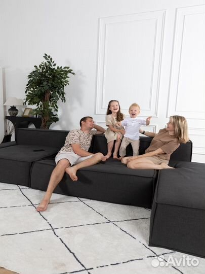 Диван прямои 4400х1700 мм